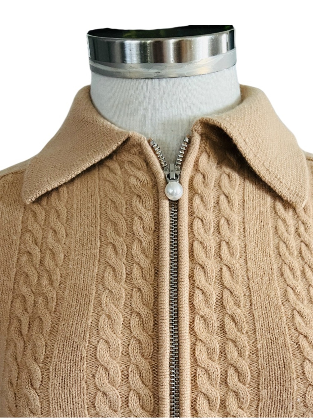 Sandro Tan  Wool Cable Knit Zipper Crop
Cardigan Size 0 NWOT - Picture 11 of 15